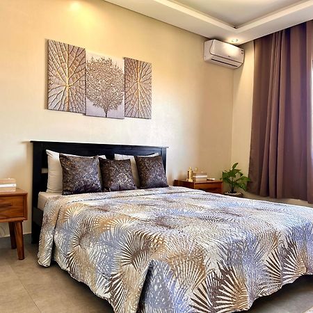 Moderne, Lumineux & Spacieux Avec Balcon -Central -Wifi-Smart Tv-Clim Марракеш Экстерьер фото