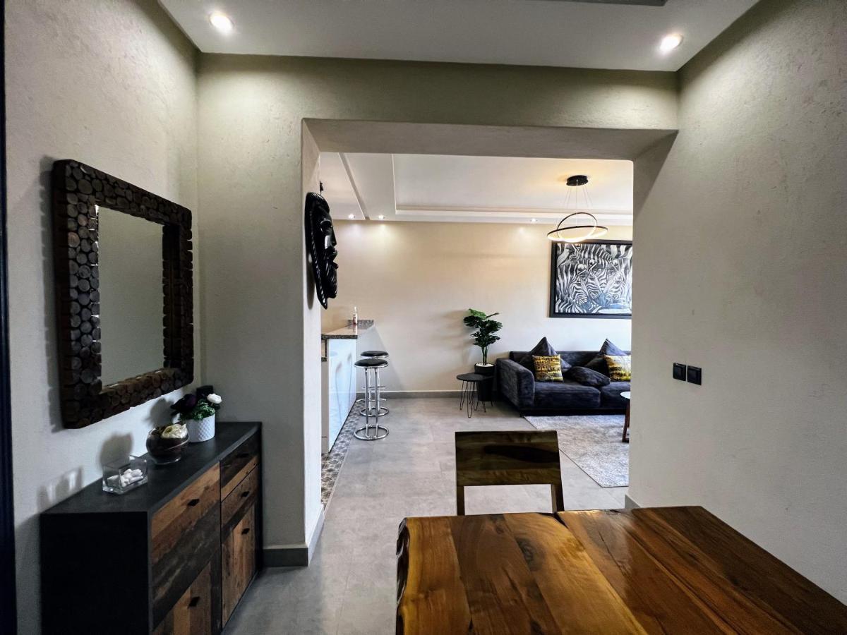 Moderne, Lumineux & Spacieux Avec Balcon -Central -Wifi-Smart Tv-Clim Марракеш Экстерьер фото