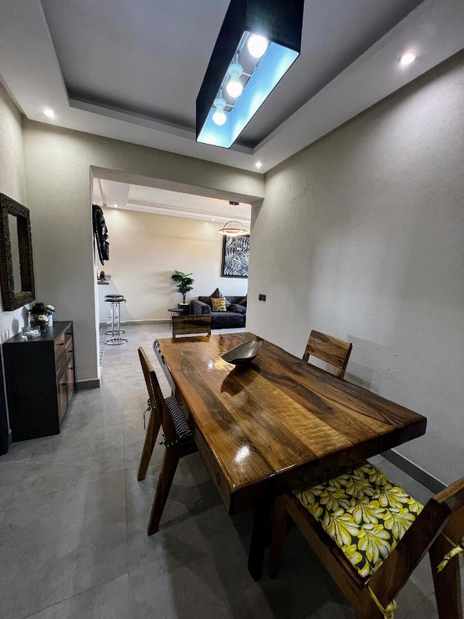 Moderne, Lumineux & Spacieux Avec Balcon -Central -Wifi-Smart Tv-Clim Марракеш Экстерьер фото
